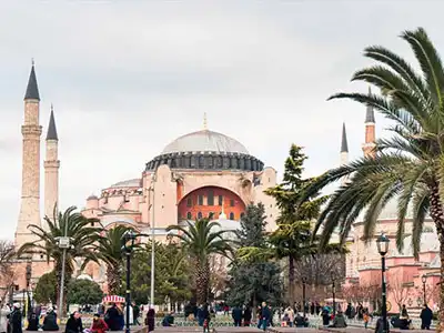 Istanbul Holiday Travel