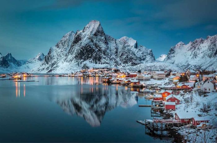 Visit Norway - Oslo,  Flåm, Bergen, Svolvær