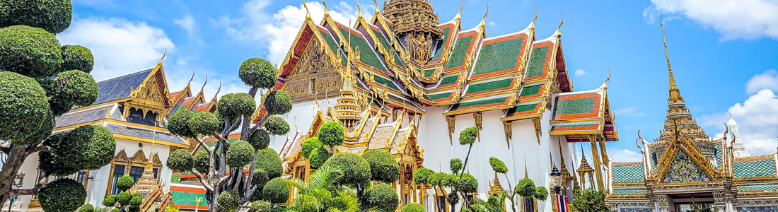 Visit the Grand Palace & Wat Pho in Bangkok