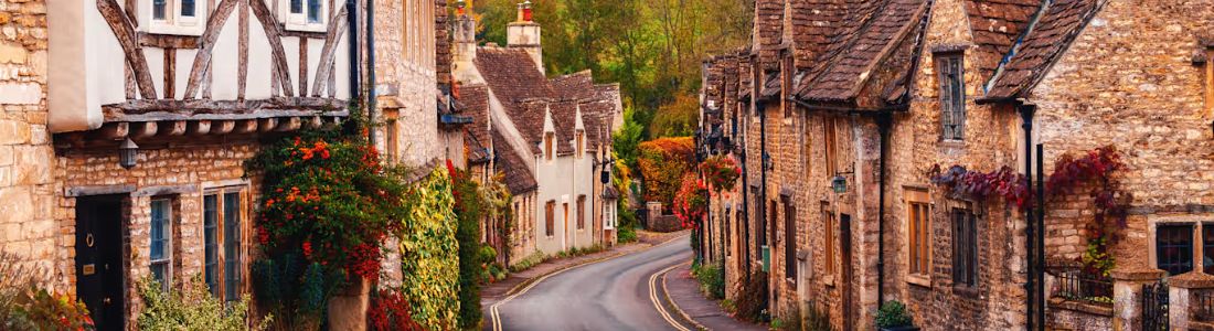 Wander through the Cotswolds